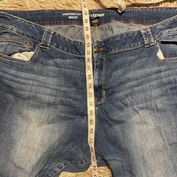 Lane‎ Bryant Distinctly Boot Blue Jeans - Picture 10 of 10